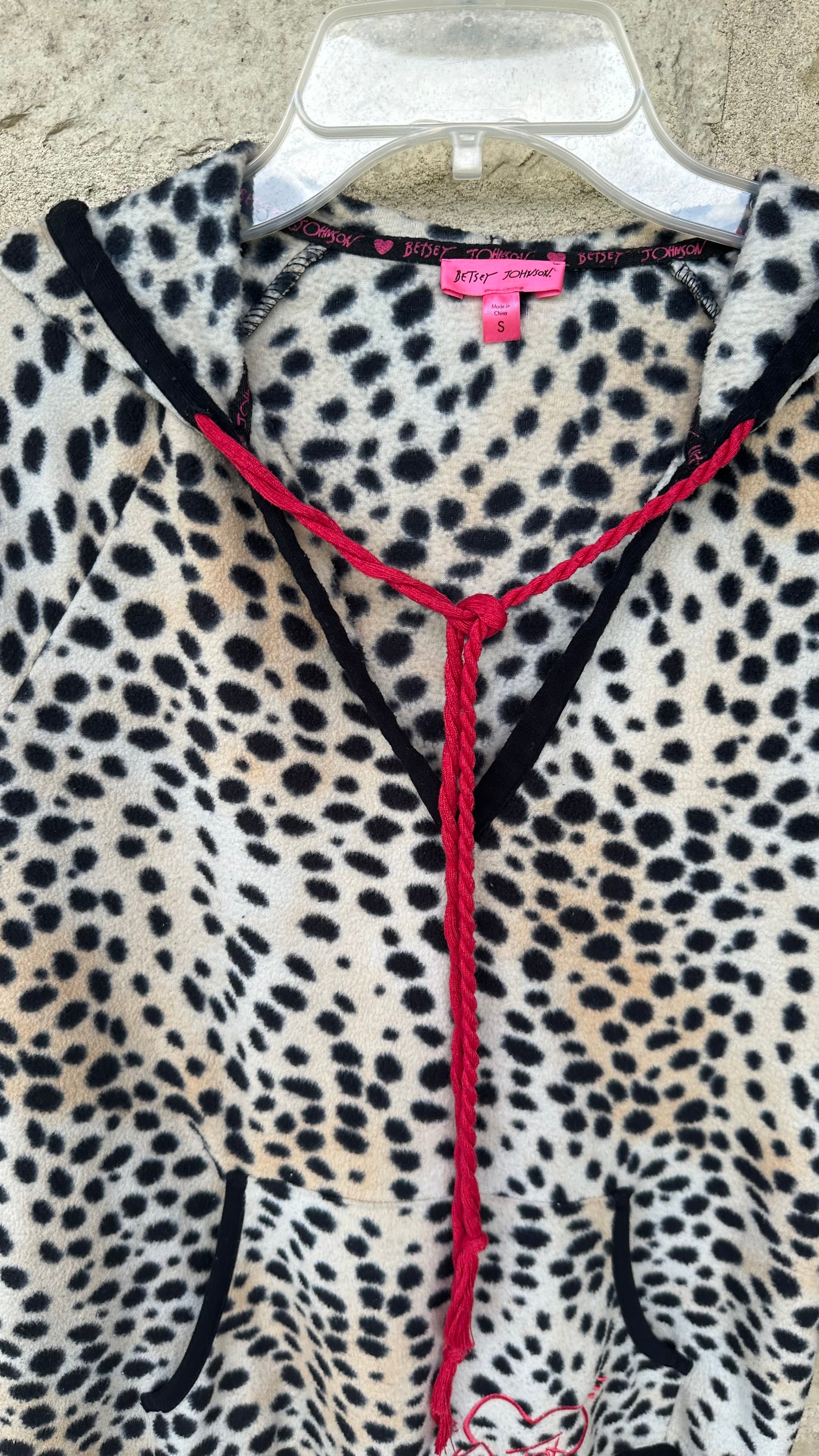 Betsey Johnson - Pool