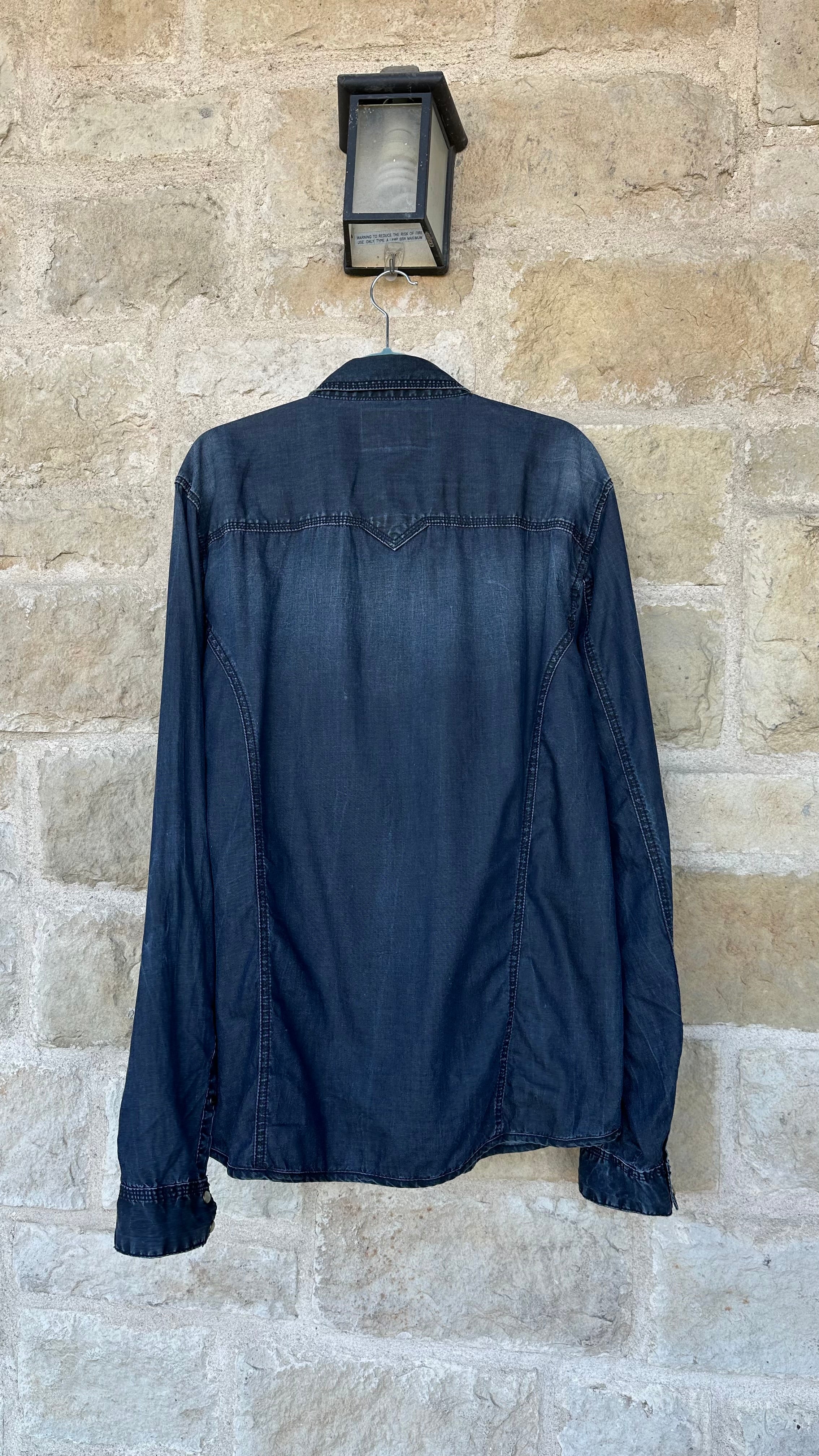 BÚFALO - Denim shirt